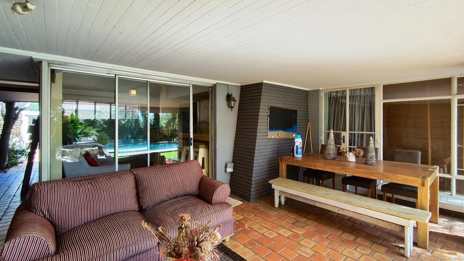 Patio - 29 square meters of property in Vanderbijlpark