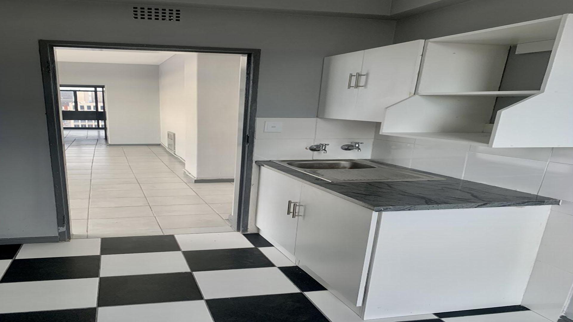 Lounges of property in Johannesburg Central