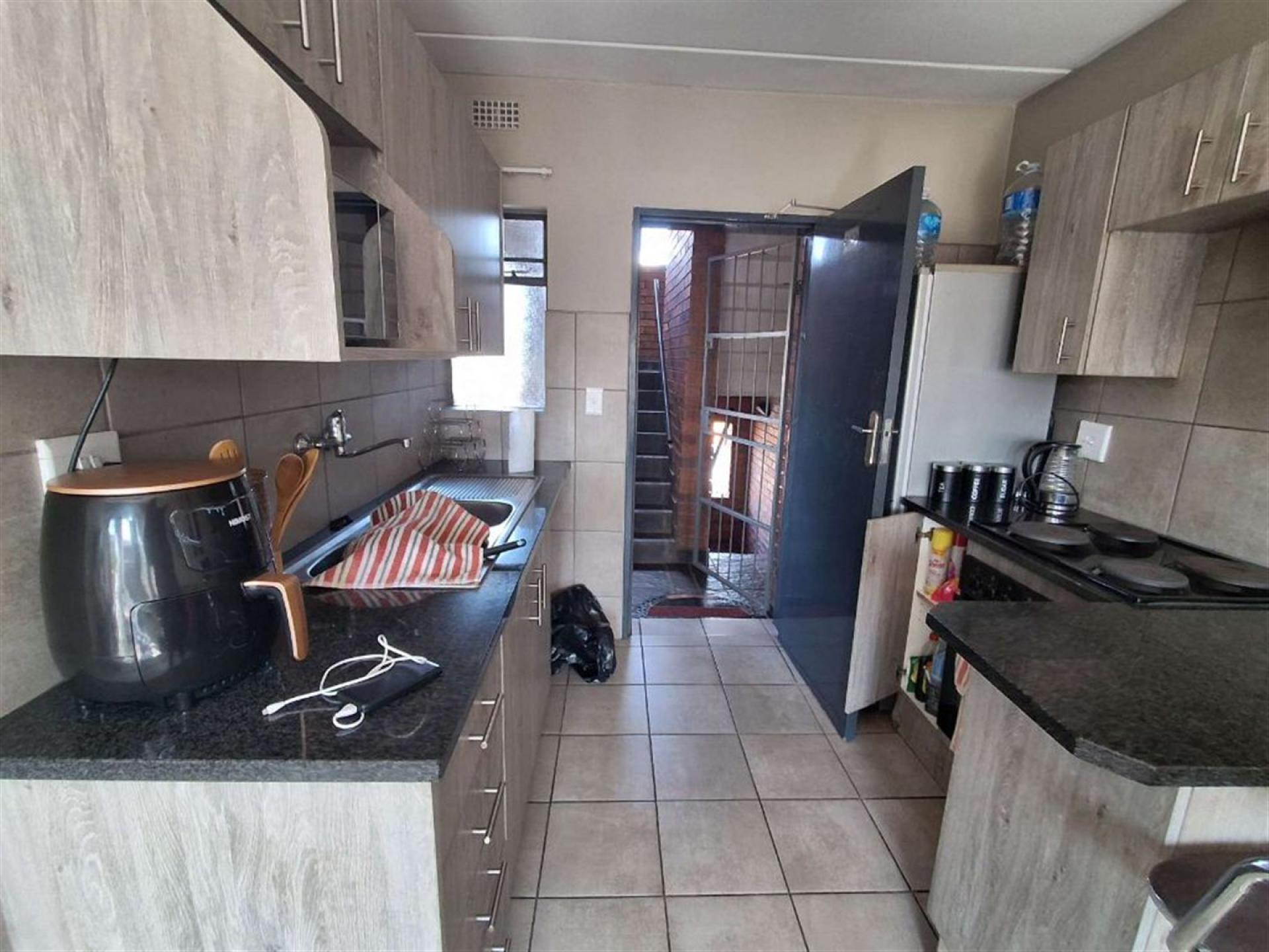 Kitchen of property in Montana Tuine