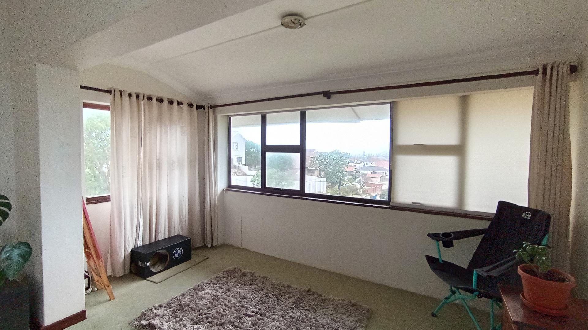 Spaces - 34 square meters of property in Ocean View - DBN