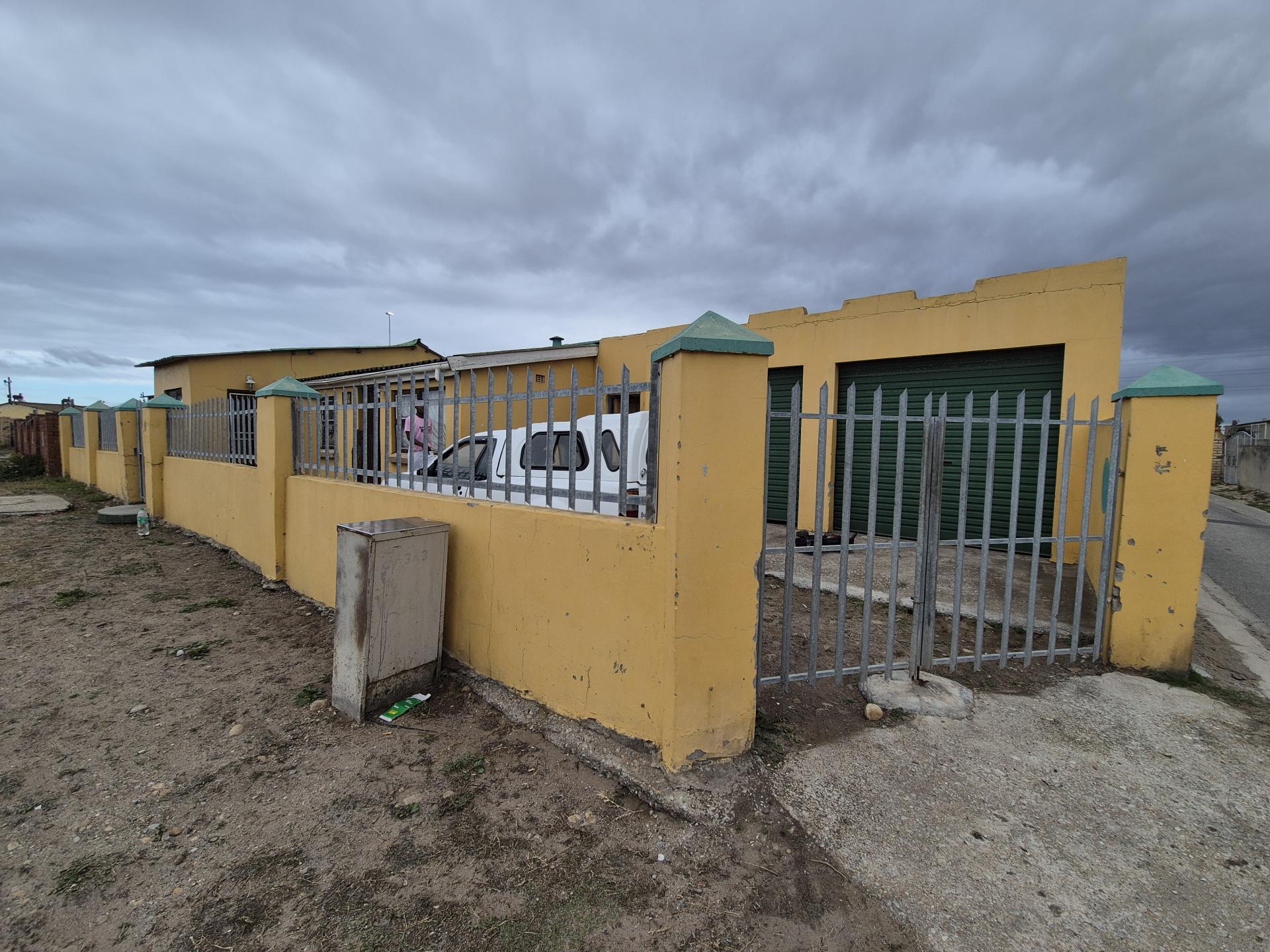  of property in Ibhayi (Zwide)