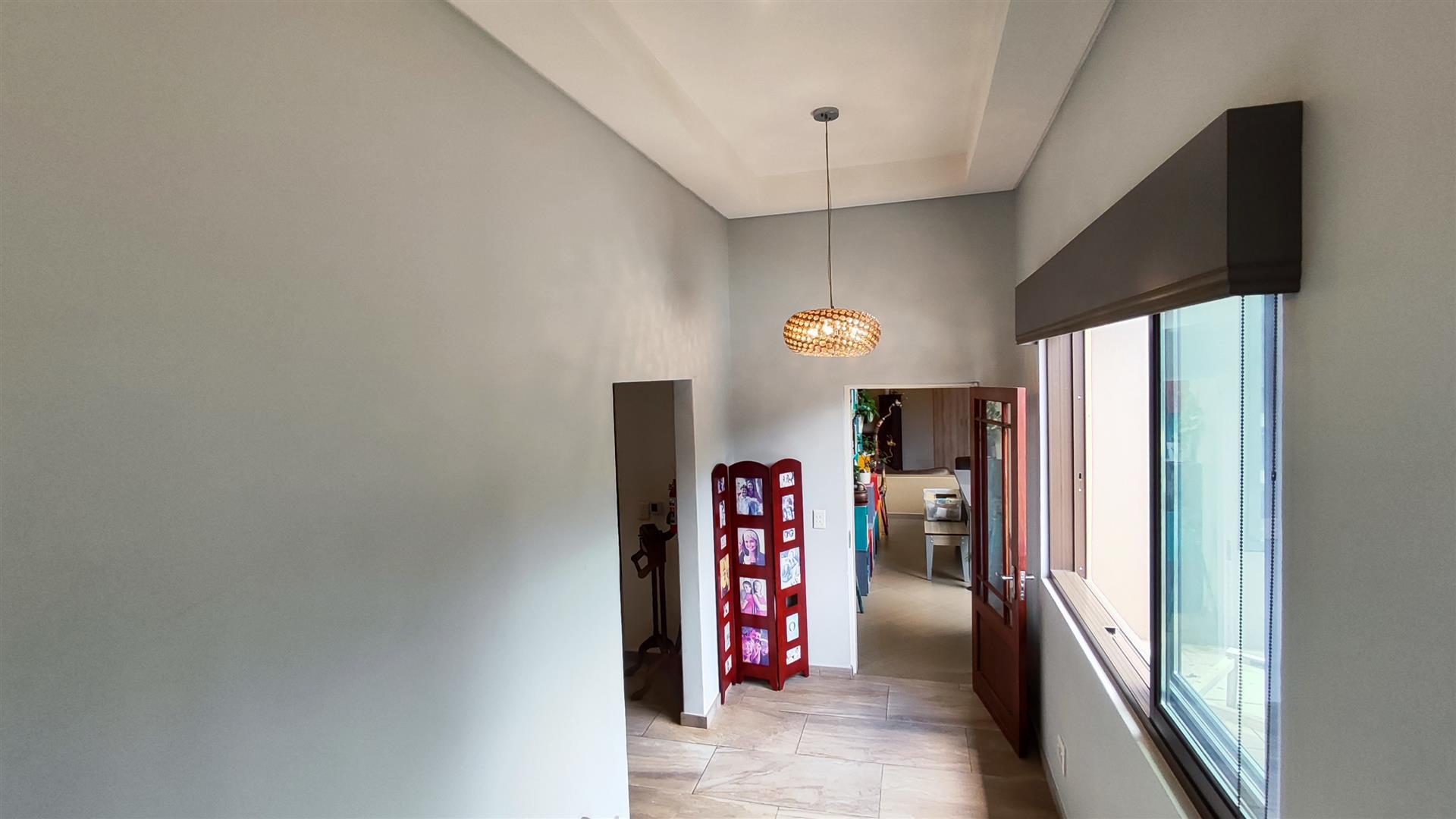 Main Bedroom - 74 square meters of property in Randhart