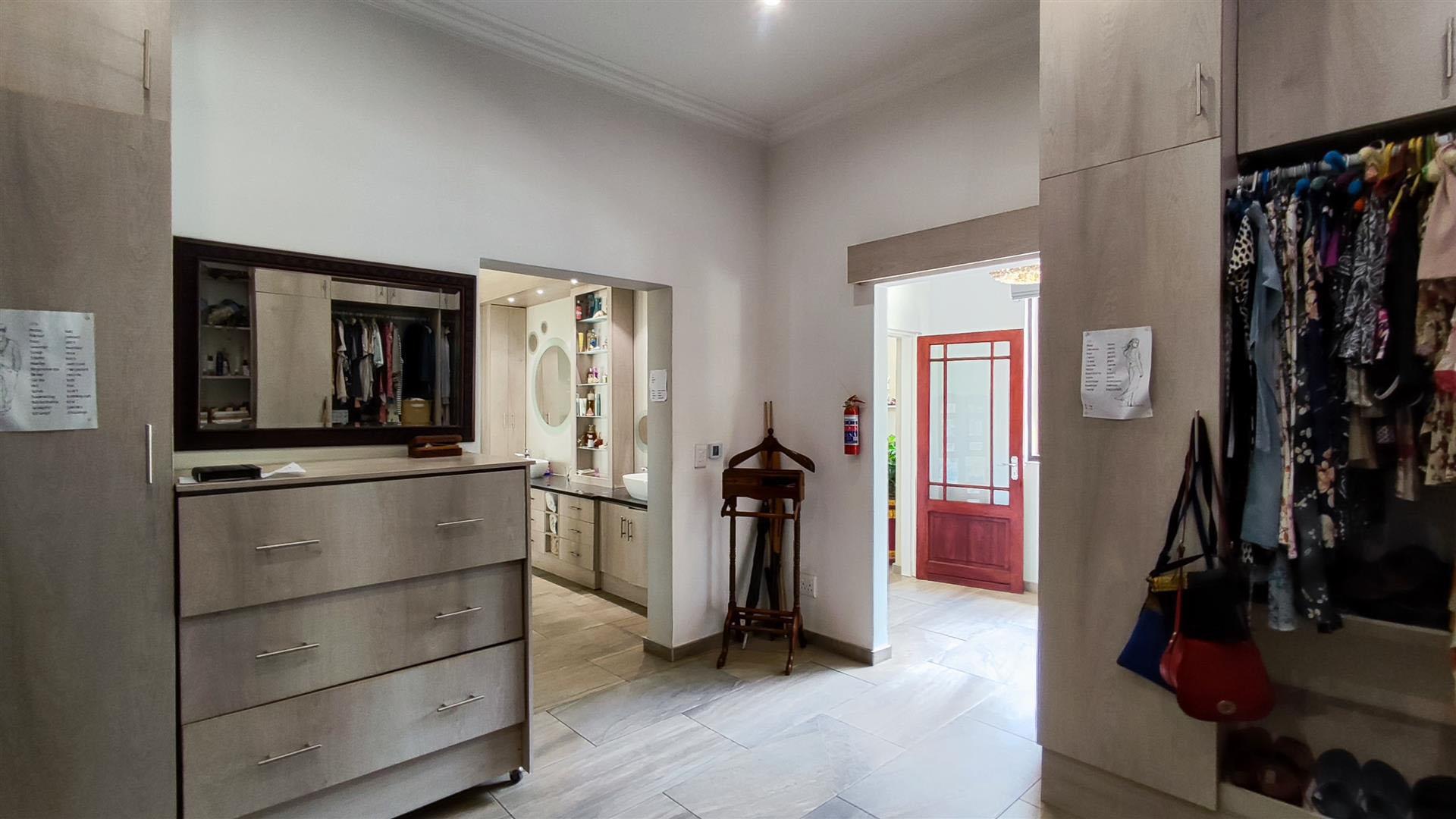 Main Bedroom - 74 square meters of property in Randhart