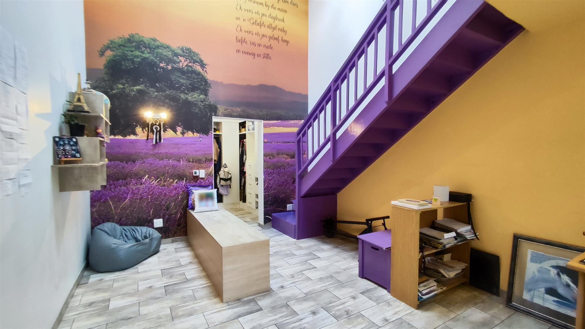 Bed Room 2 - 31 square meters of property in Randhart