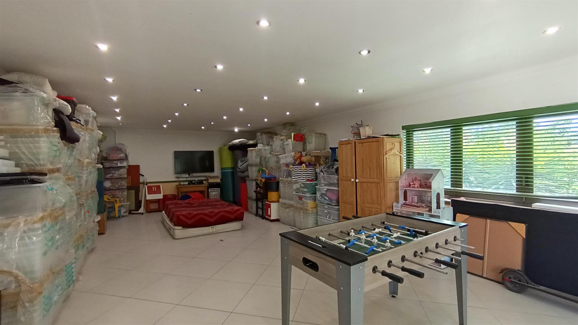 Store Room - 59 square meters of property in Randhart