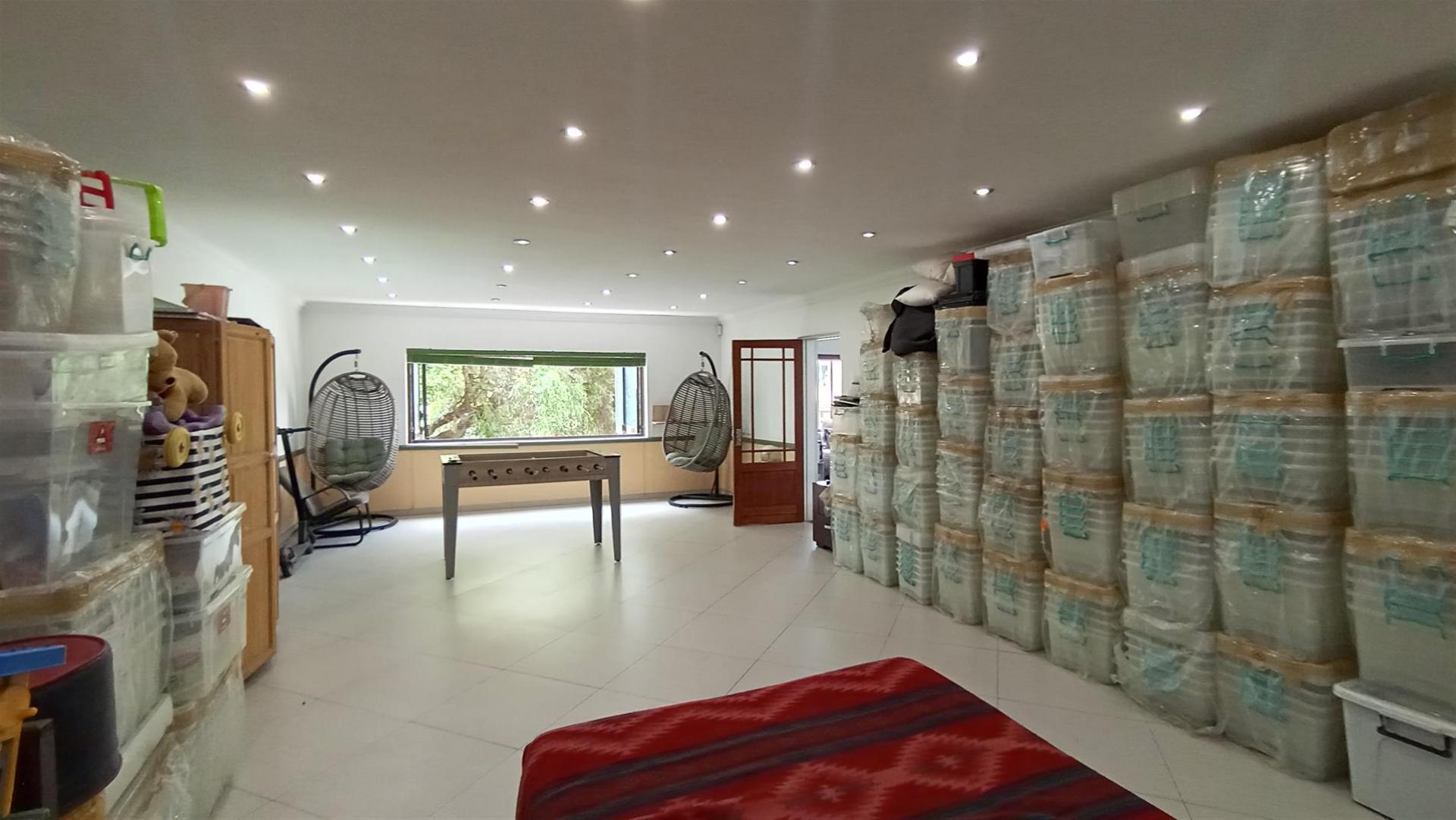 Store Room - 59 square meters of property in Randhart