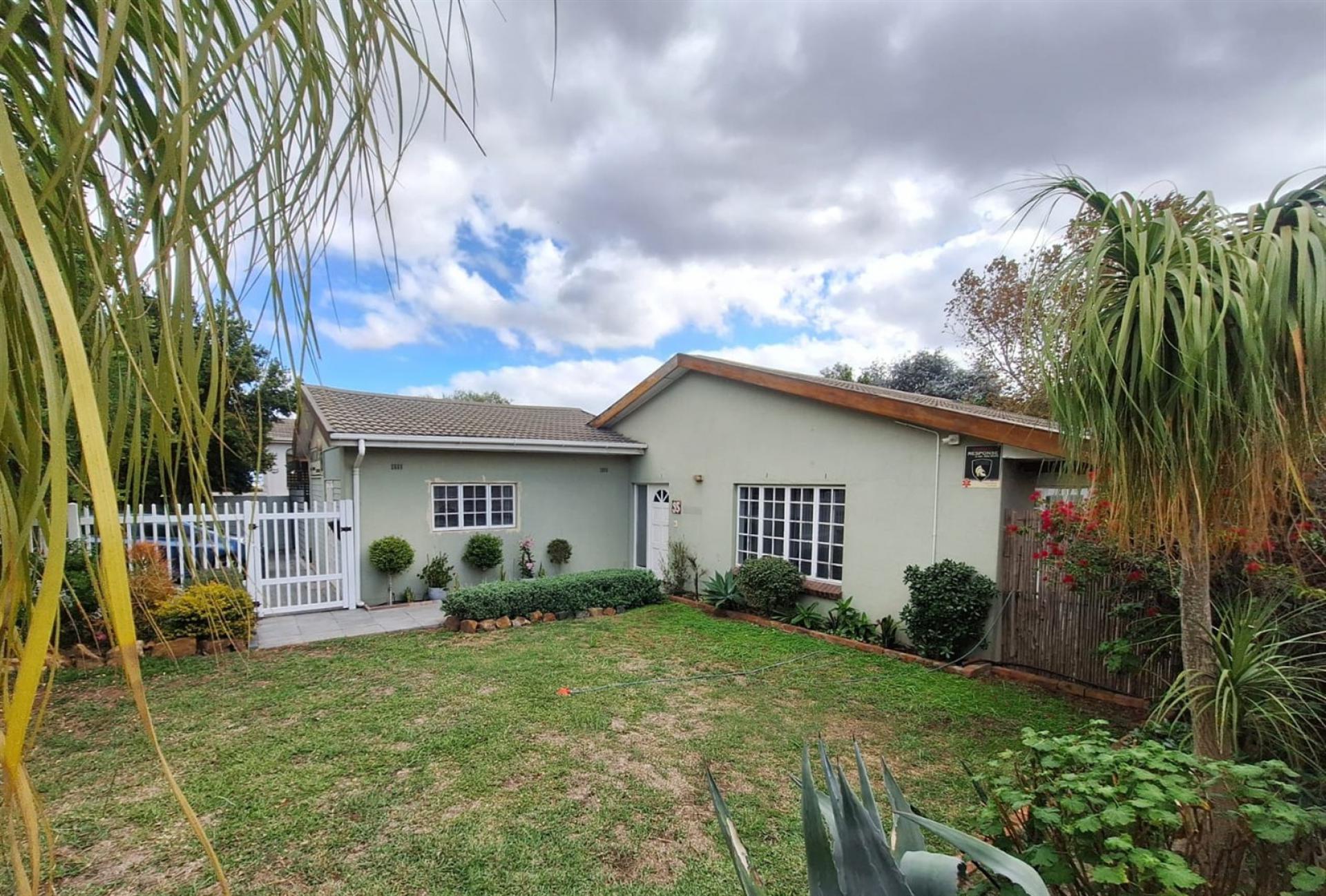 Front View of property in Protea Hoogte