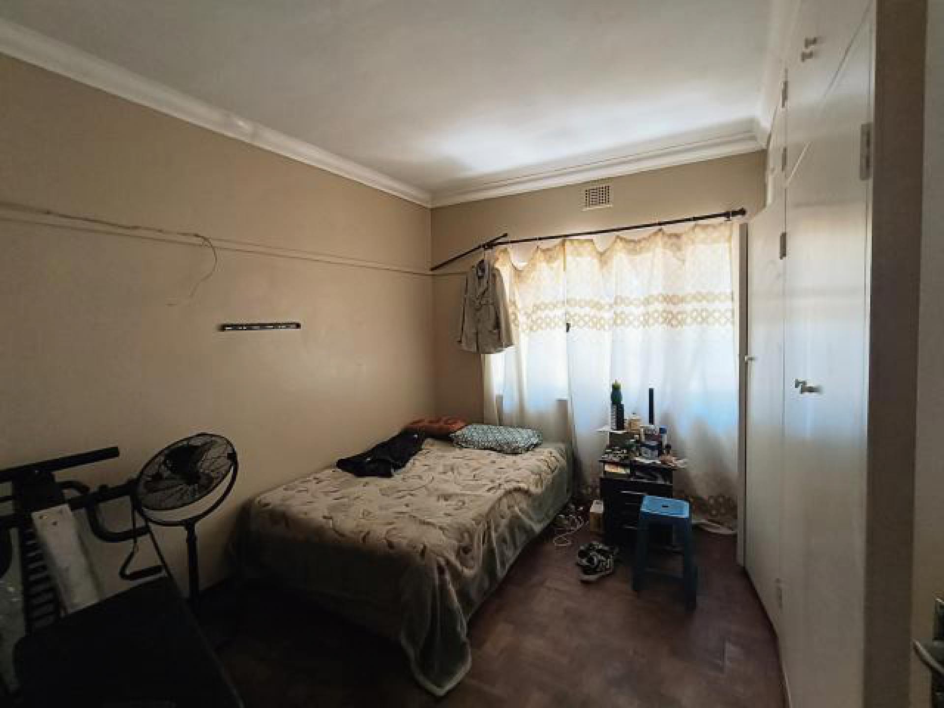 Bed Room 2 - 14 square meters of property in Lyttelton Manor