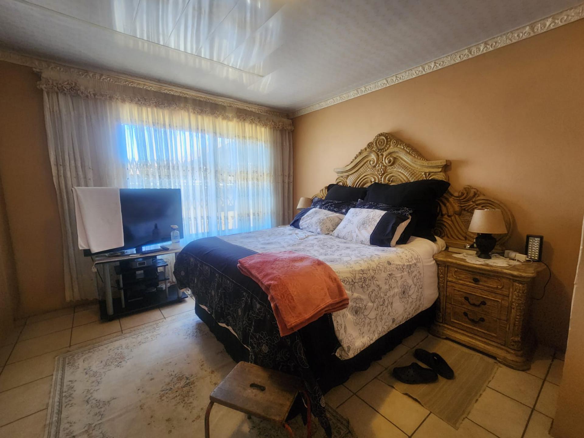  of property in Geluksdal