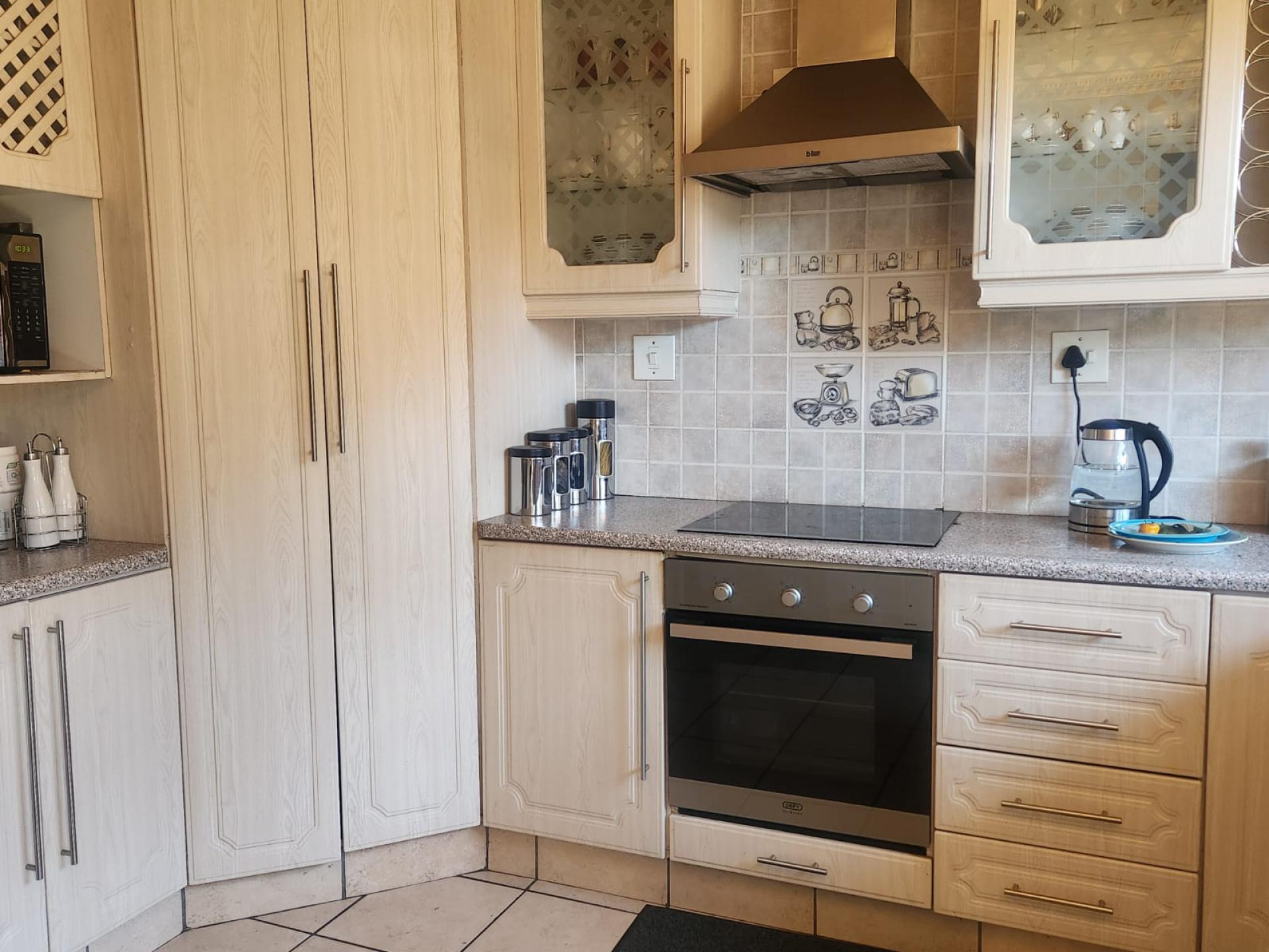  of property in Geluksdal