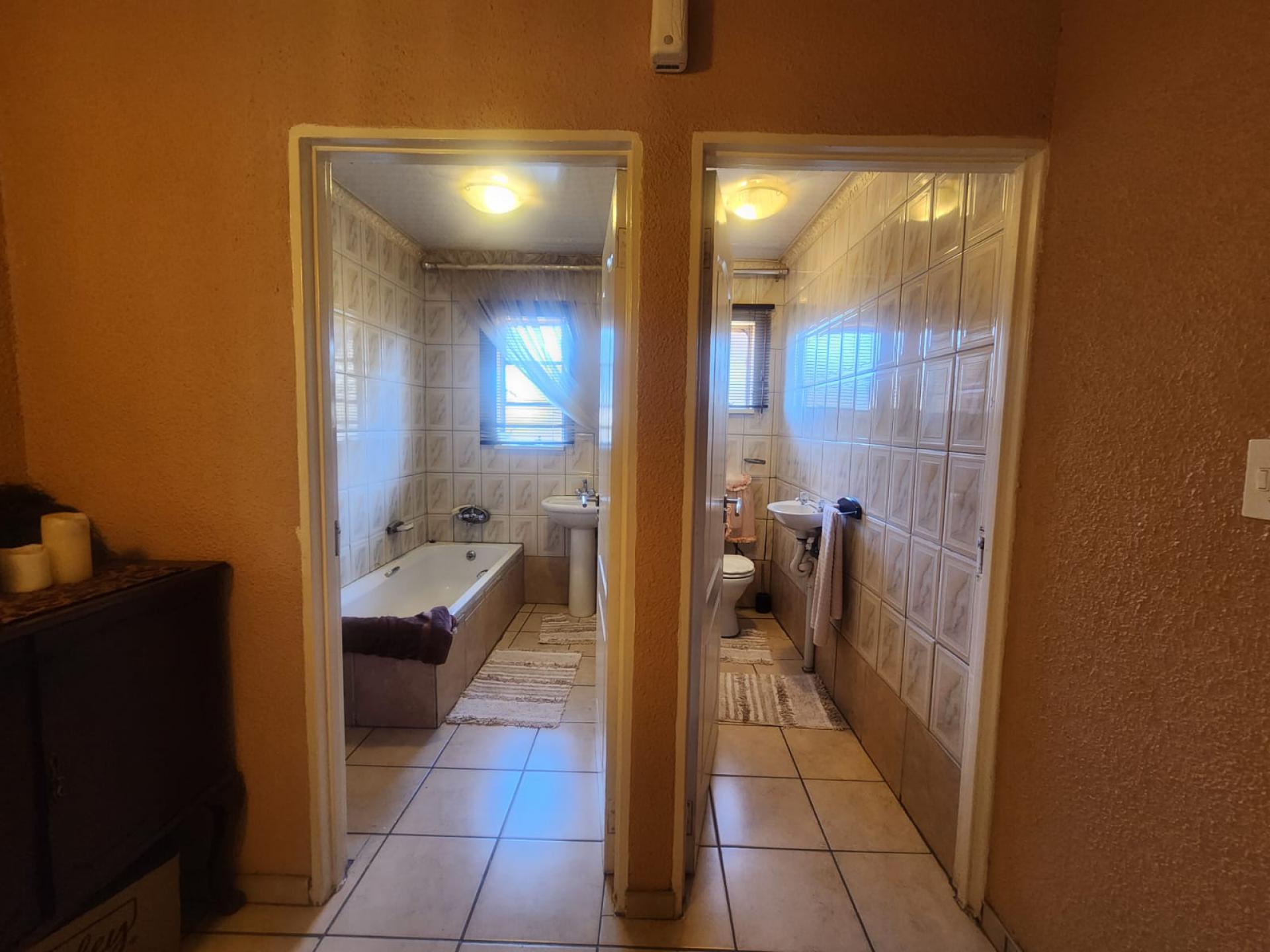  of property in Geluksdal