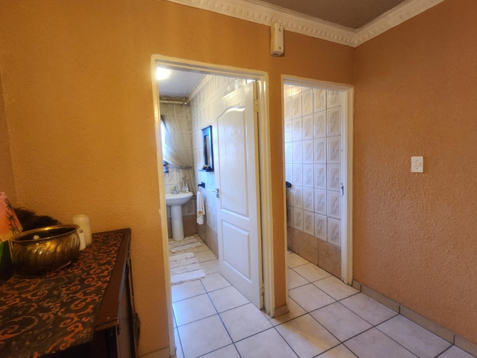  of property in Geluksdal