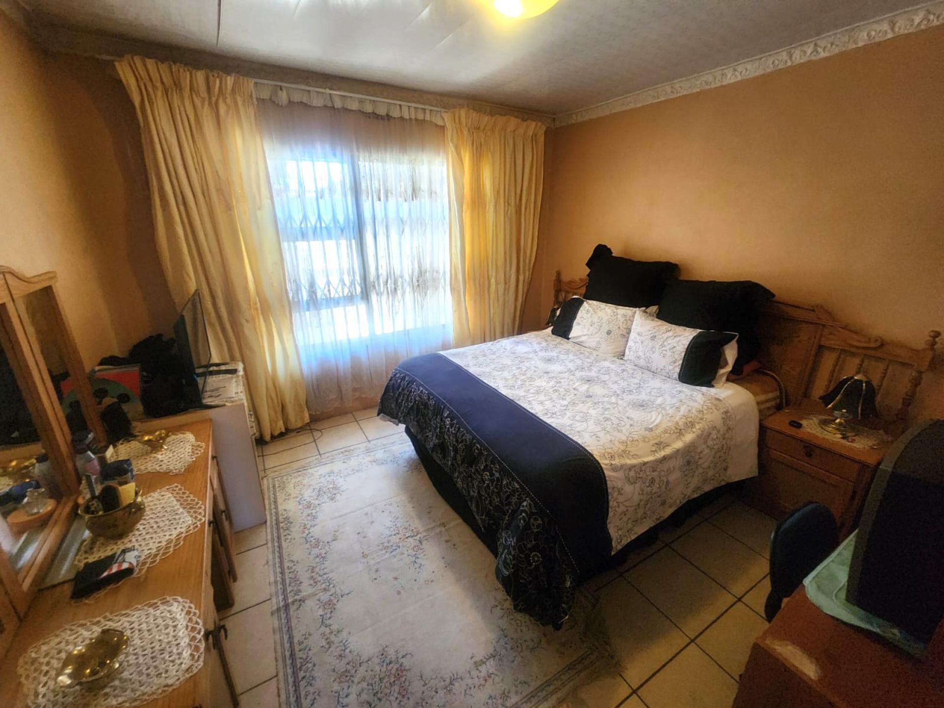  of property in Geluksdal