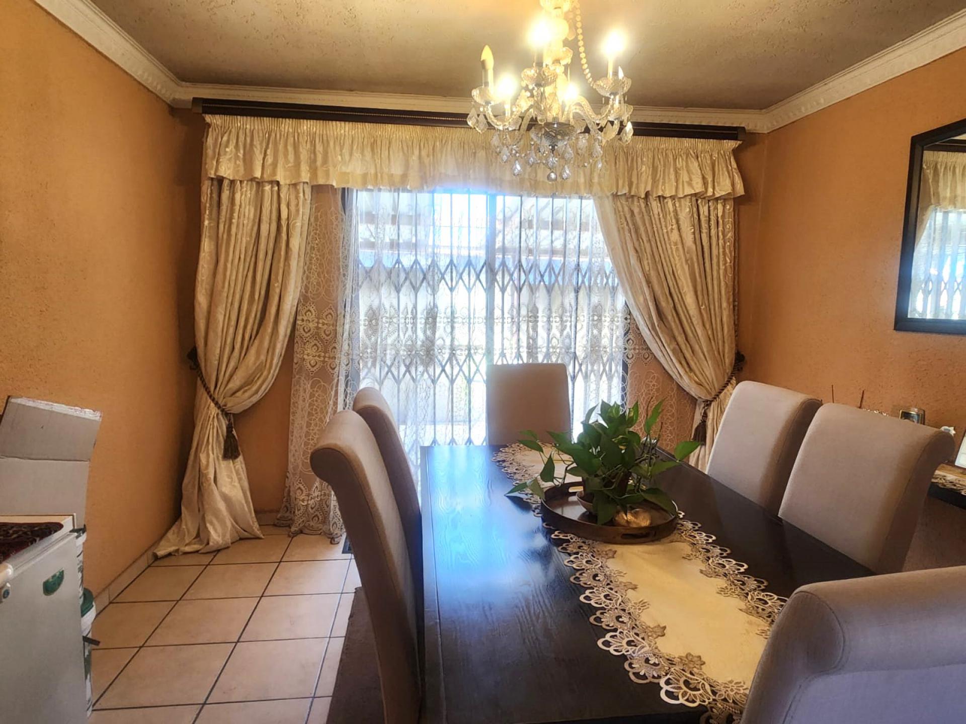  of property in Geluksdal