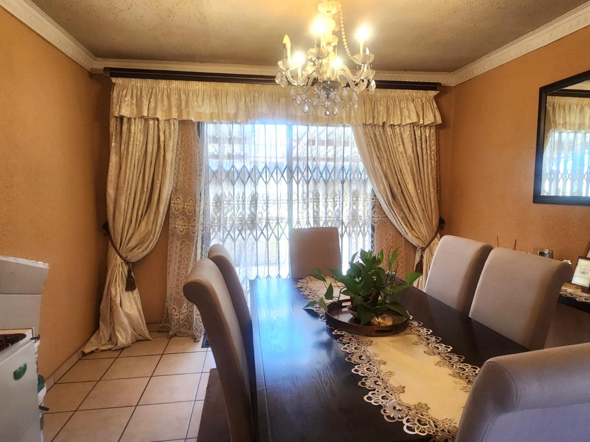  of property in Geluksdal