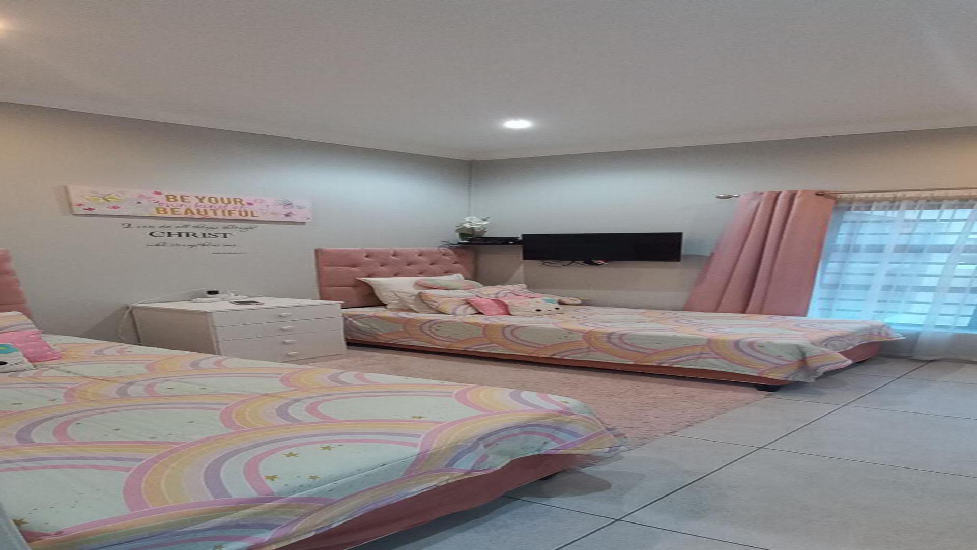 Bed Room 2 of property in Admirals Park