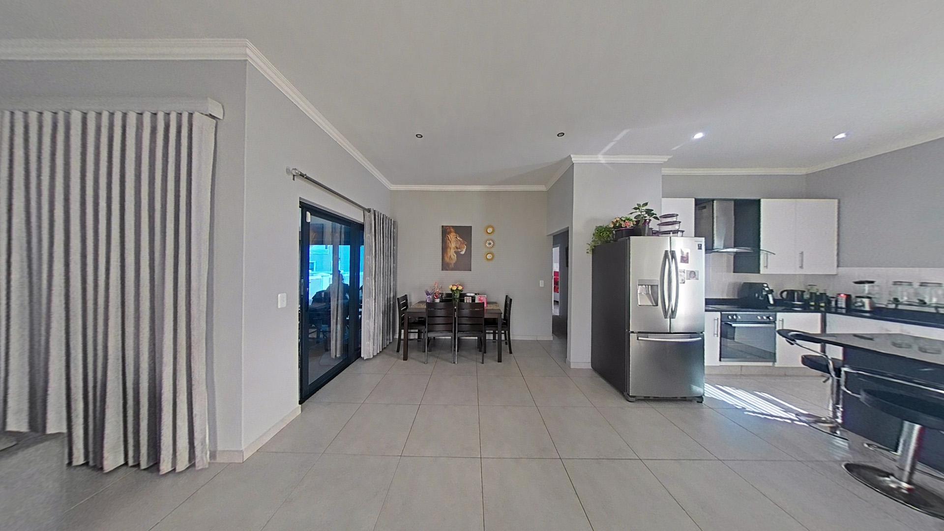 Dining Room - 23 square meters of property in Admirals Park