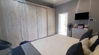 Main Bedroom - 22 square meters of property in Admirals Park