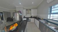 Kitchen - 25 square meters of property in Admirals Park