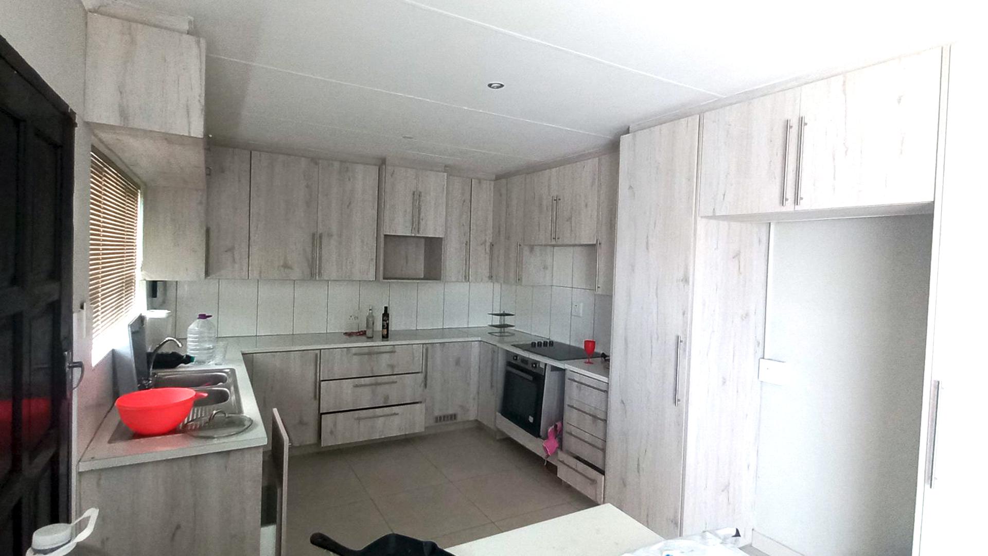 Kitchen of property in Haven Hills