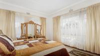 Main Bedroom of property in Discovery