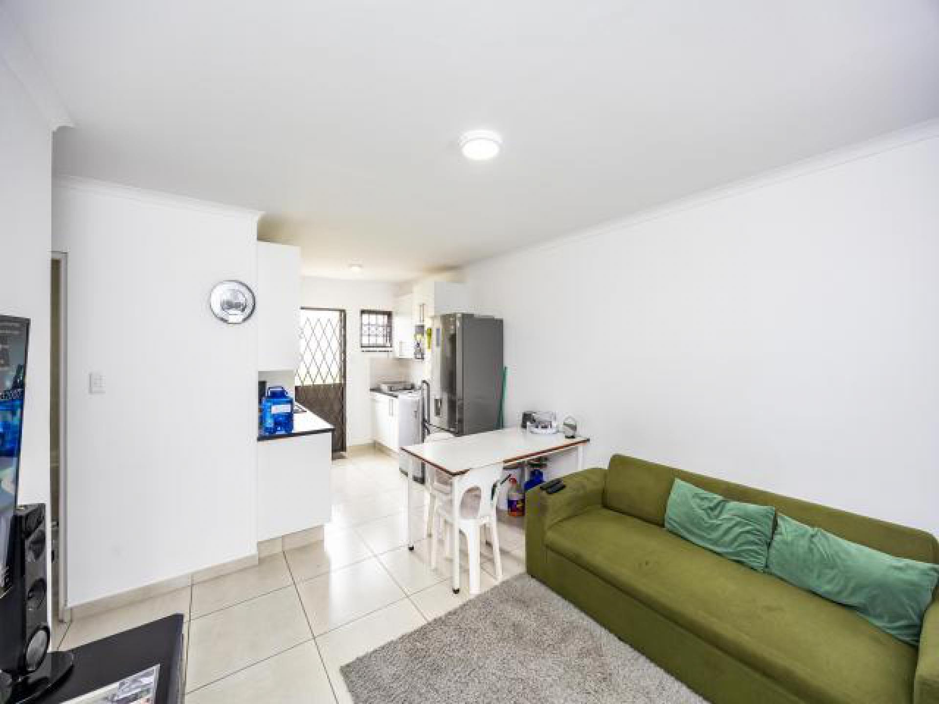 Lounges of property in Gonubie