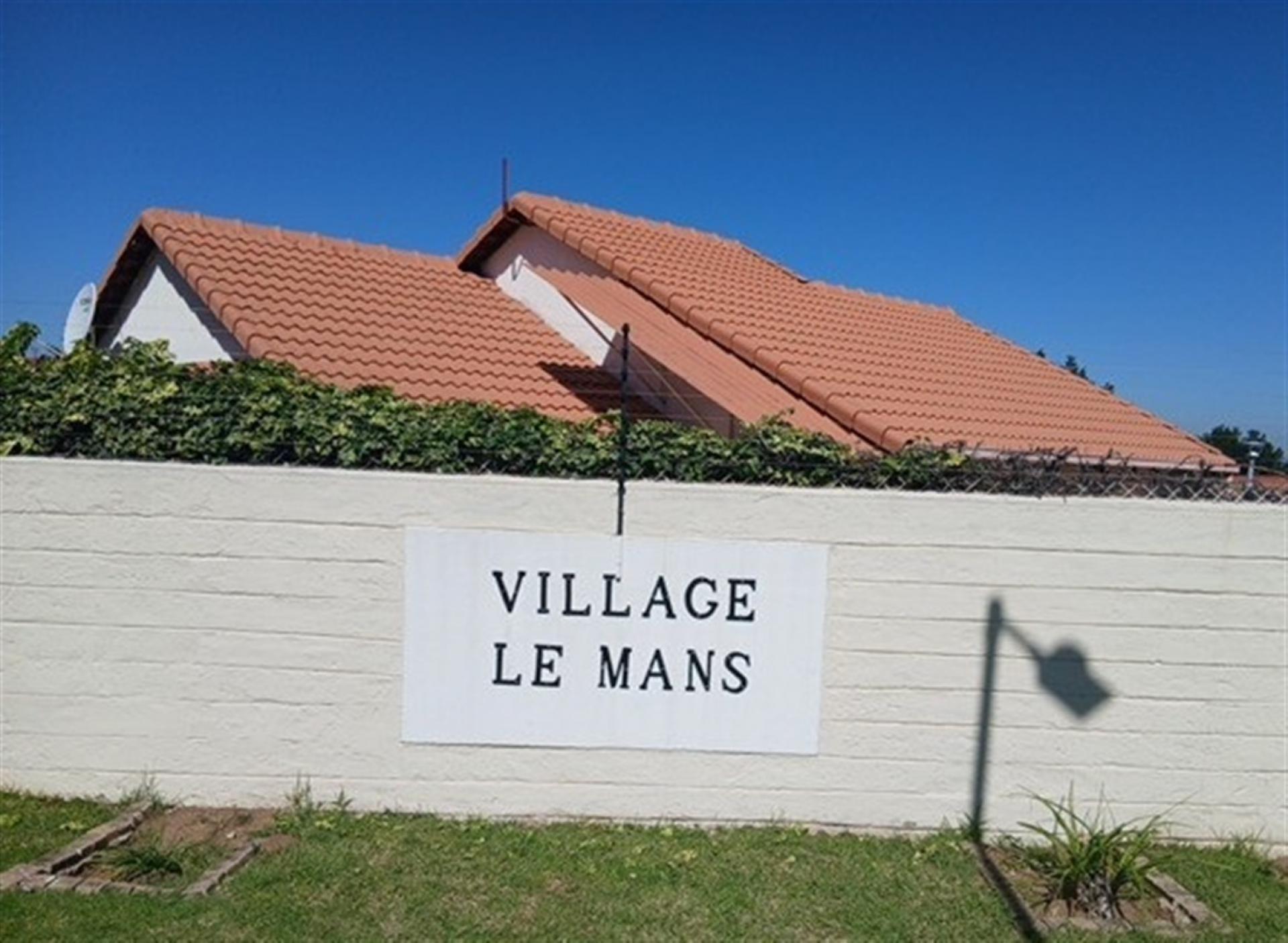 Front View of property in Halfway Gardens