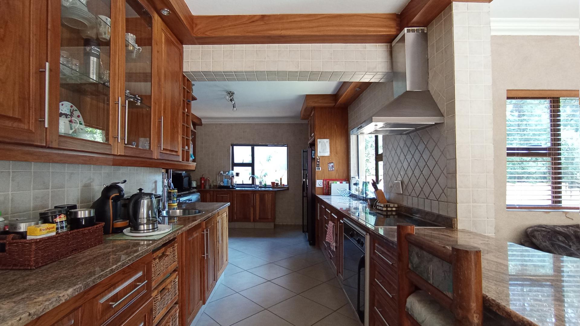 Kitchen - 26 square meters of property in Ruimsig