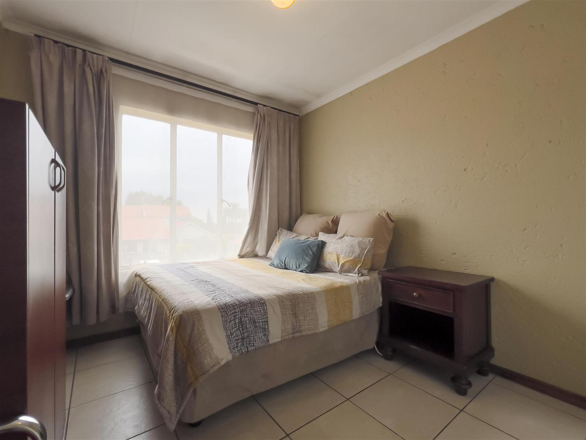  of property in Glen Marais