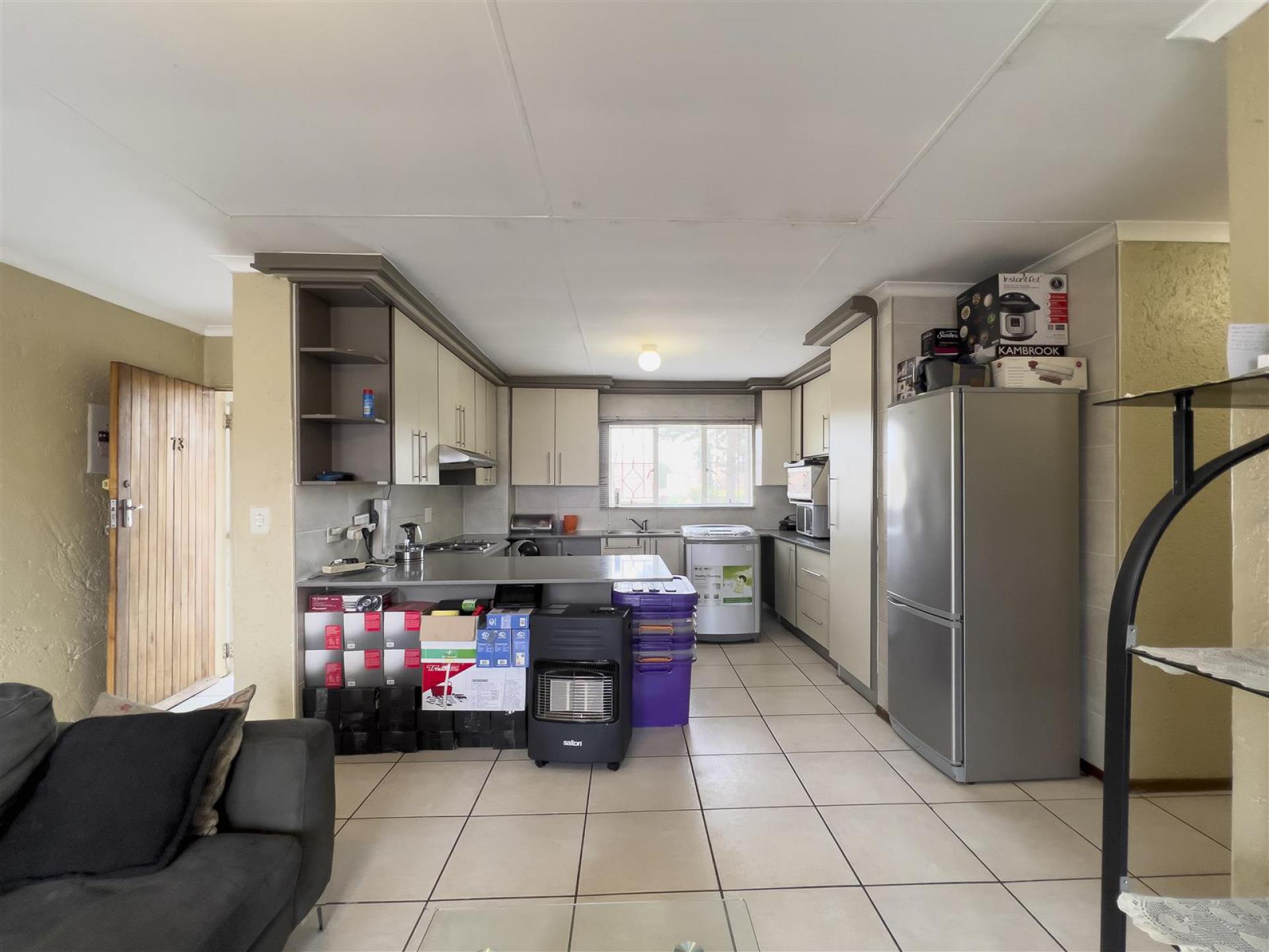  of property in Glen Marais