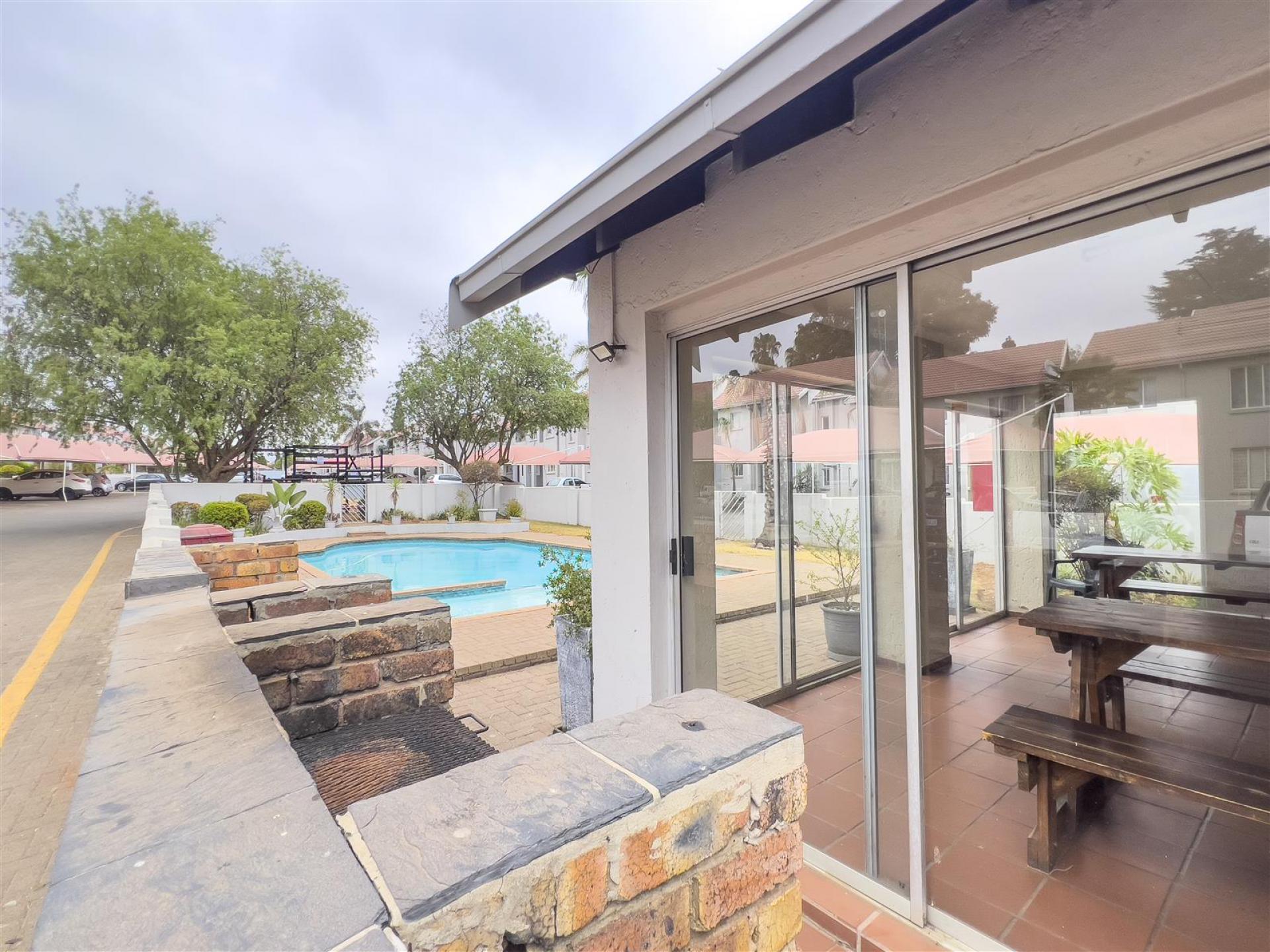  of property in Glen Marais