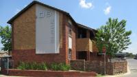 Front View of property in Alveda