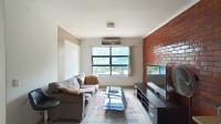 Lounges - 17 square meters of property in Essenwood