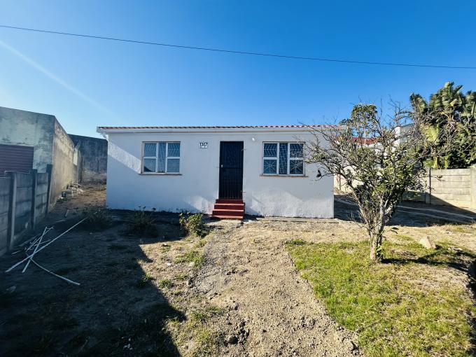 2 Bedroom House for Sale For Sale in Mdantsane - MR657628