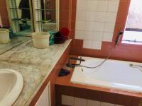  of property in Orange Grove