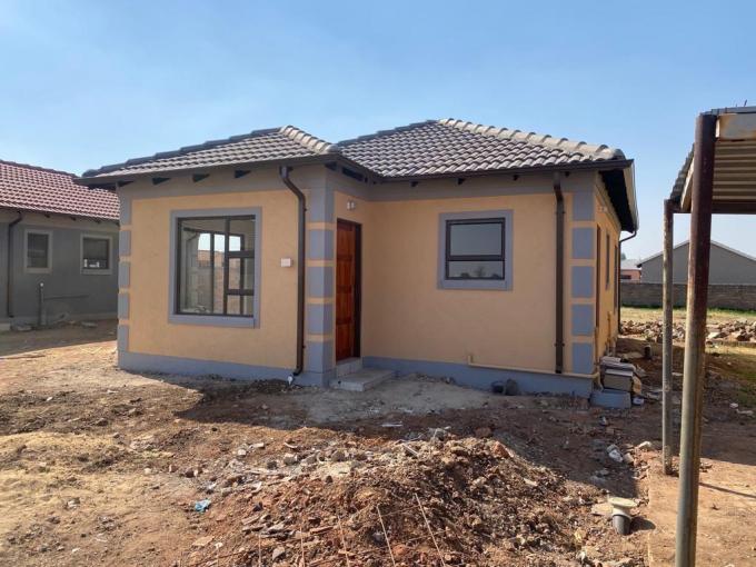 2 Bedroom House for Sale For Sale in Reiger Park - MR657655