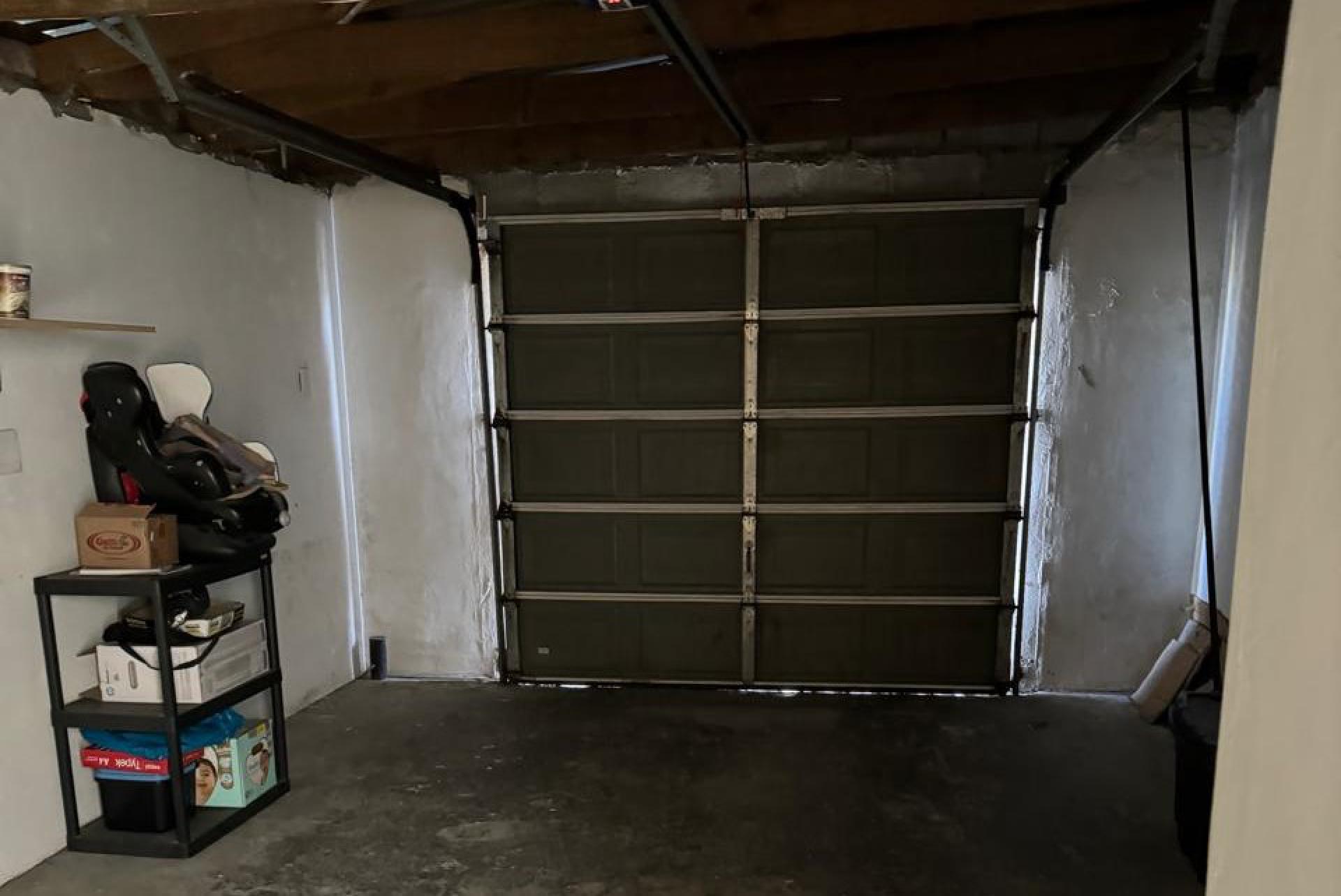 Rooms of property in Pelikan Park