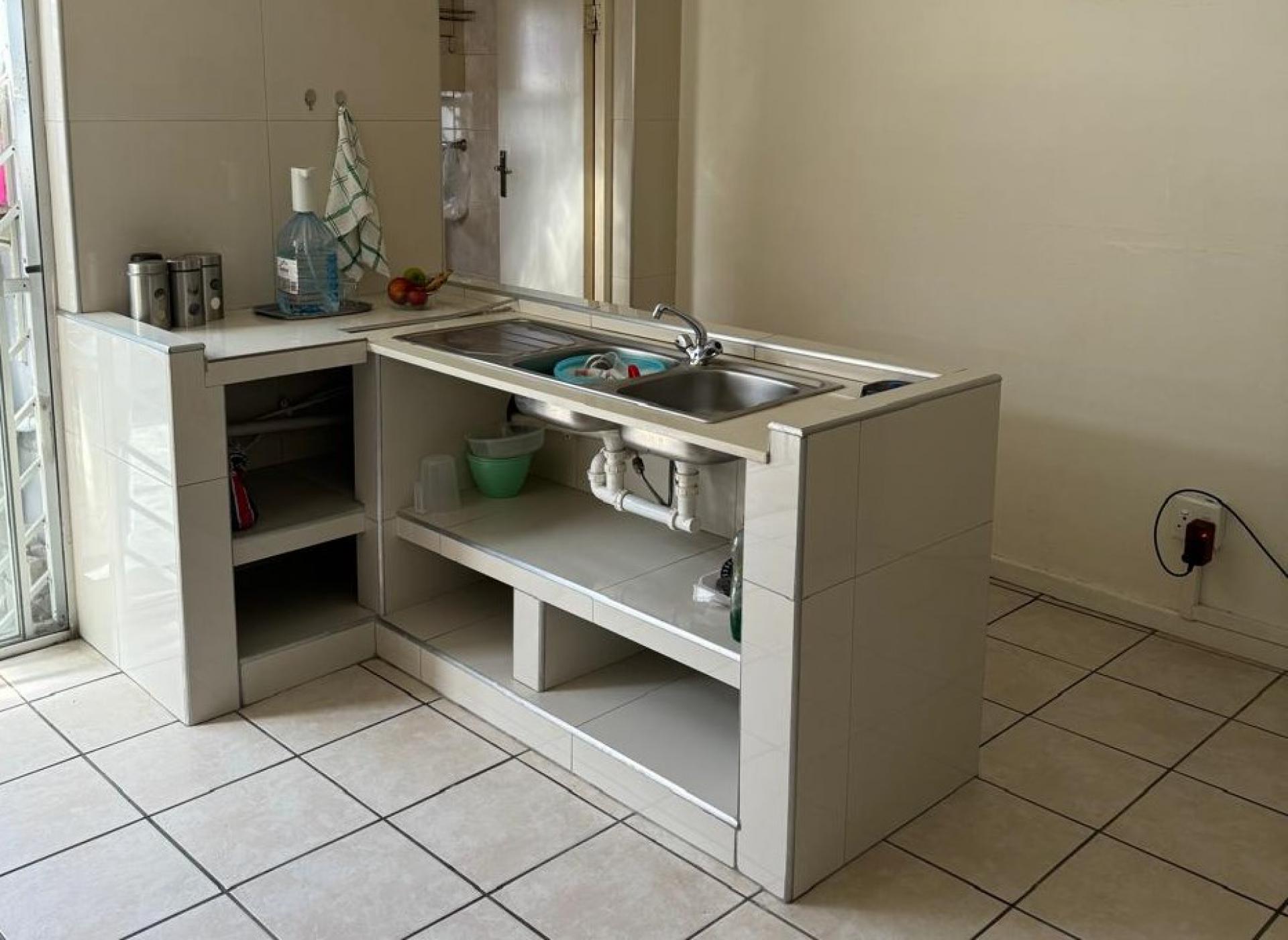 Flatlet of property in Pelikan Park