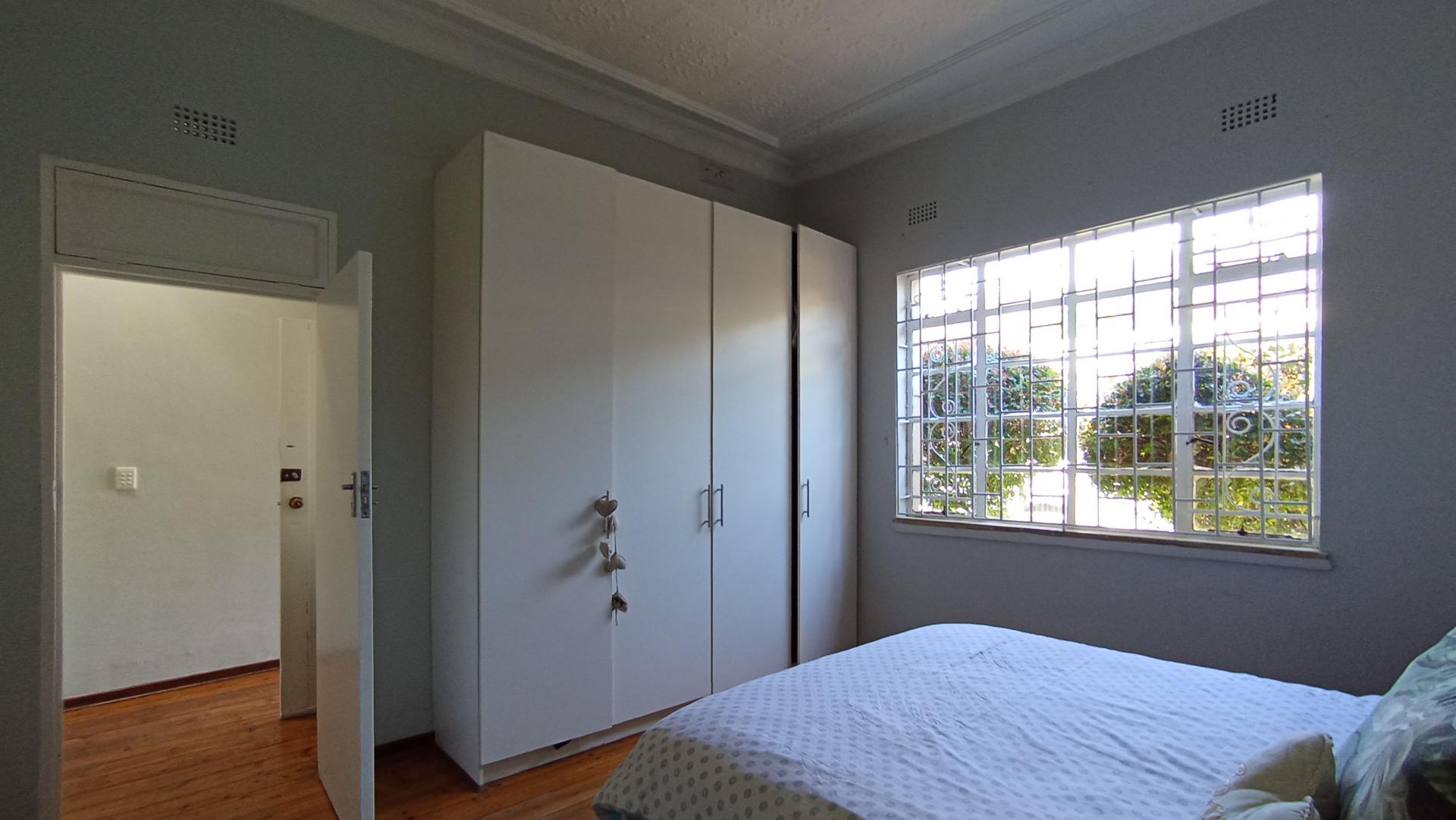 Bed Room 1 - 46 square meters of property in Orange Grove