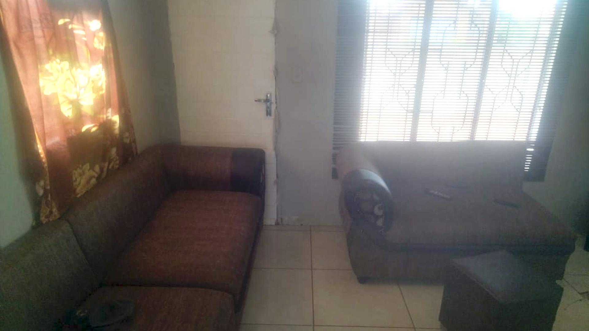 Lounges of property in Ga-Rankuwa