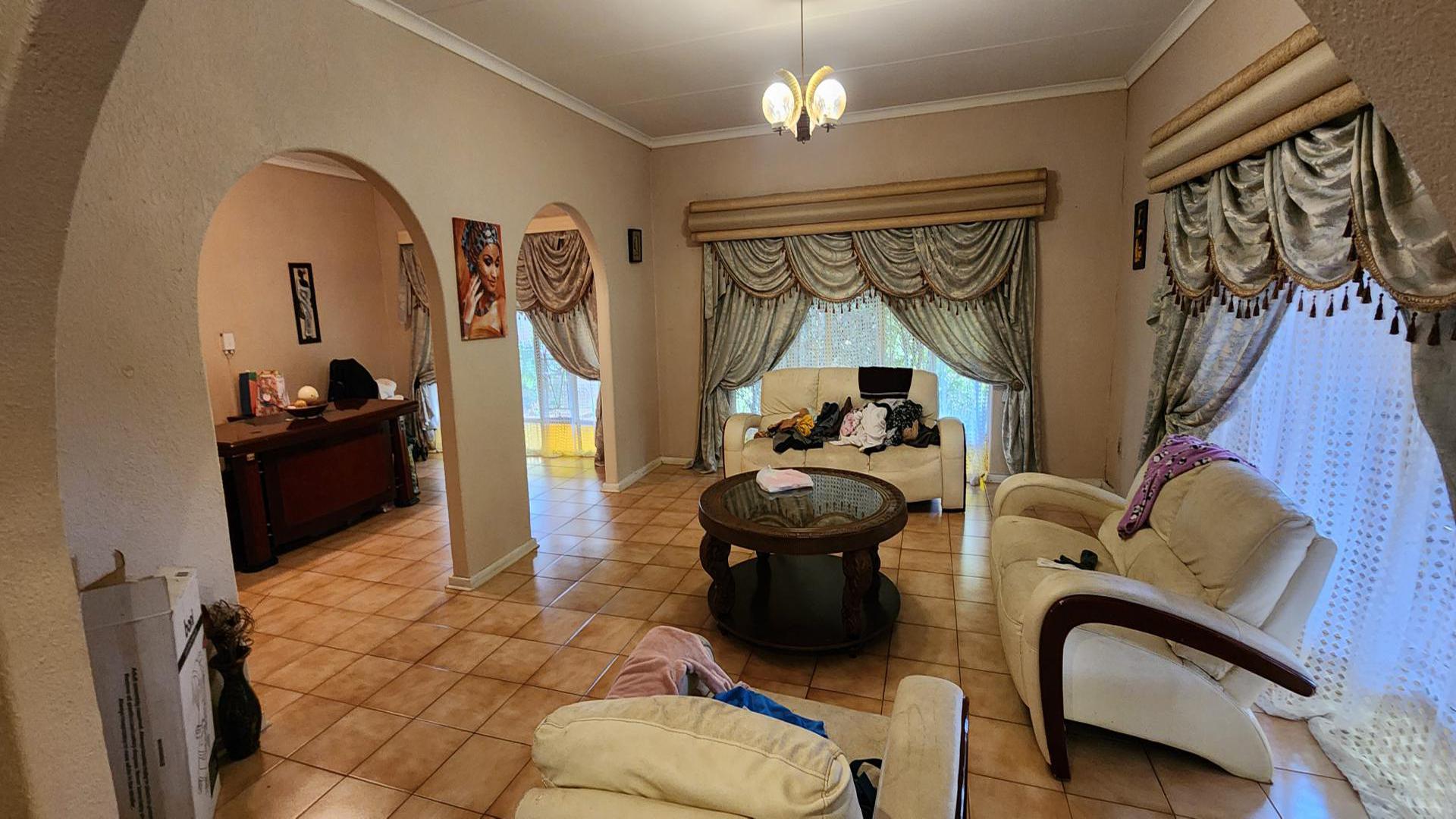 Lounges of property in Orkney