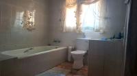 Bathroom 1 of property in Orkney