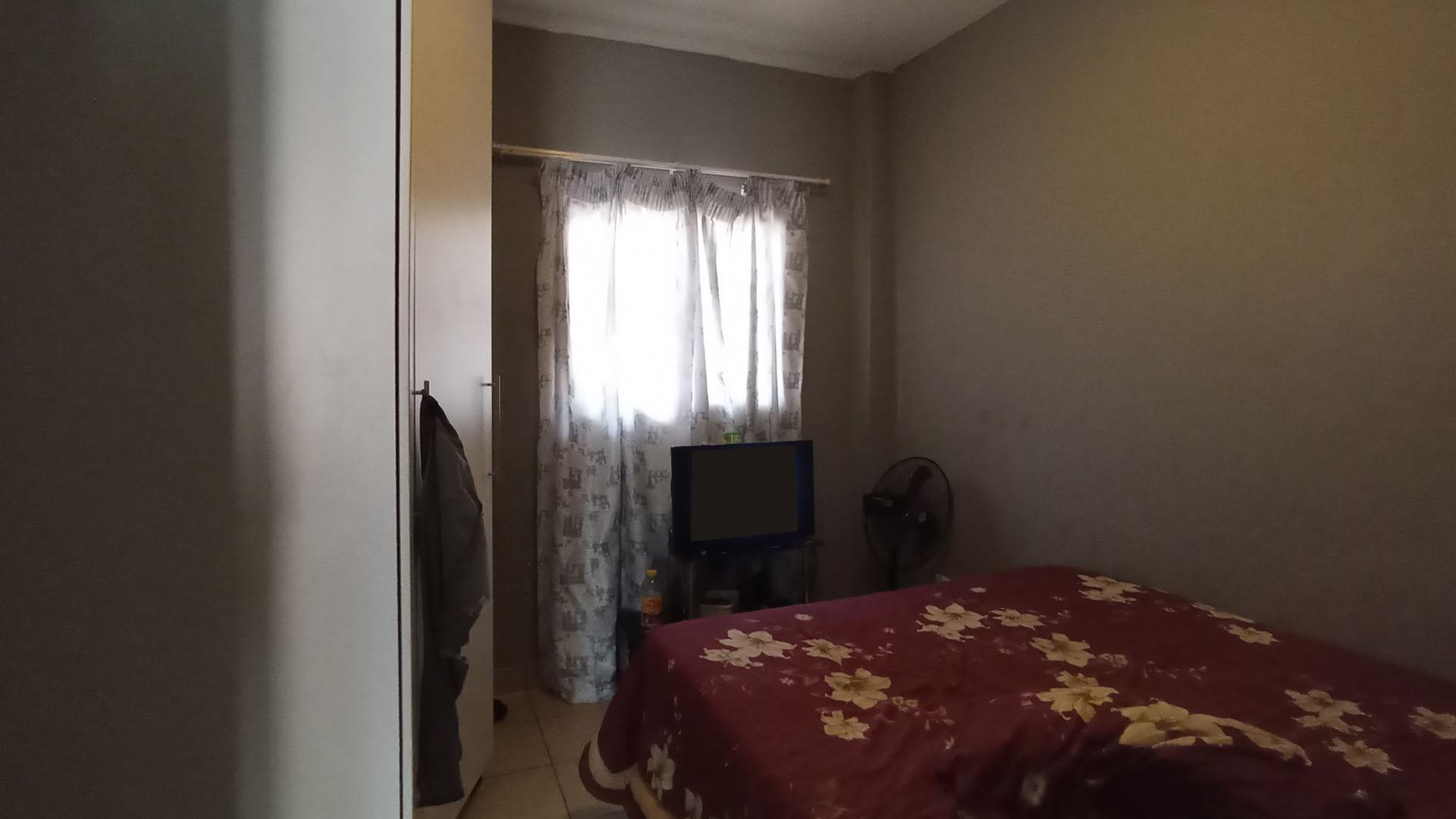 Bed Room 2 - 10 square meters of property in Mountain View