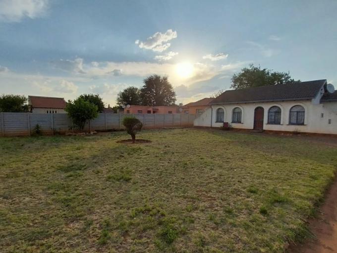 2 Bedroom House for Sale For Sale in Palm Ridge - MR658000