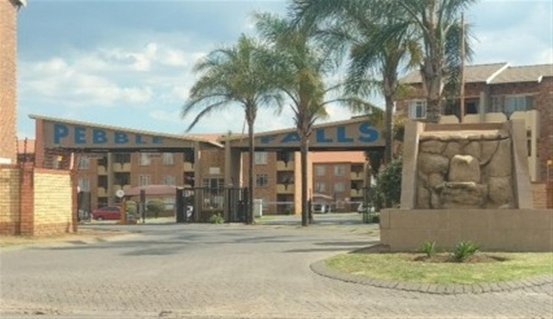 Front View of property in Comet