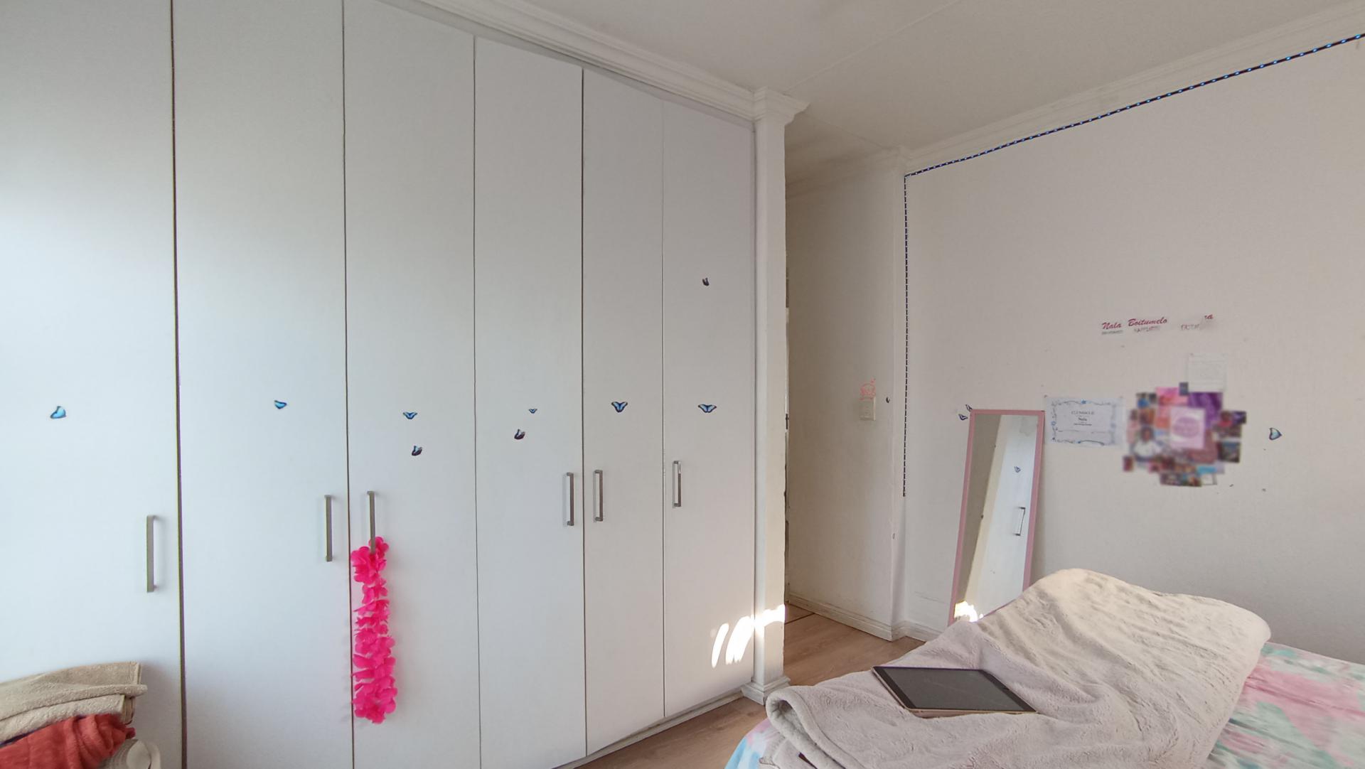 Bed Room 4 - 16 square meters of property in Needwood