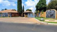 3 Bedroom 2 Bathroom House for Sale for sale in Ravenswood