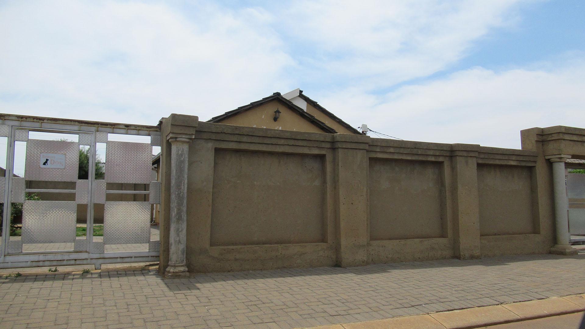 Front View of property in Evaton