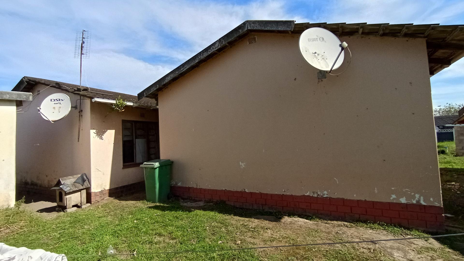 Backyard of property in Esikhawini