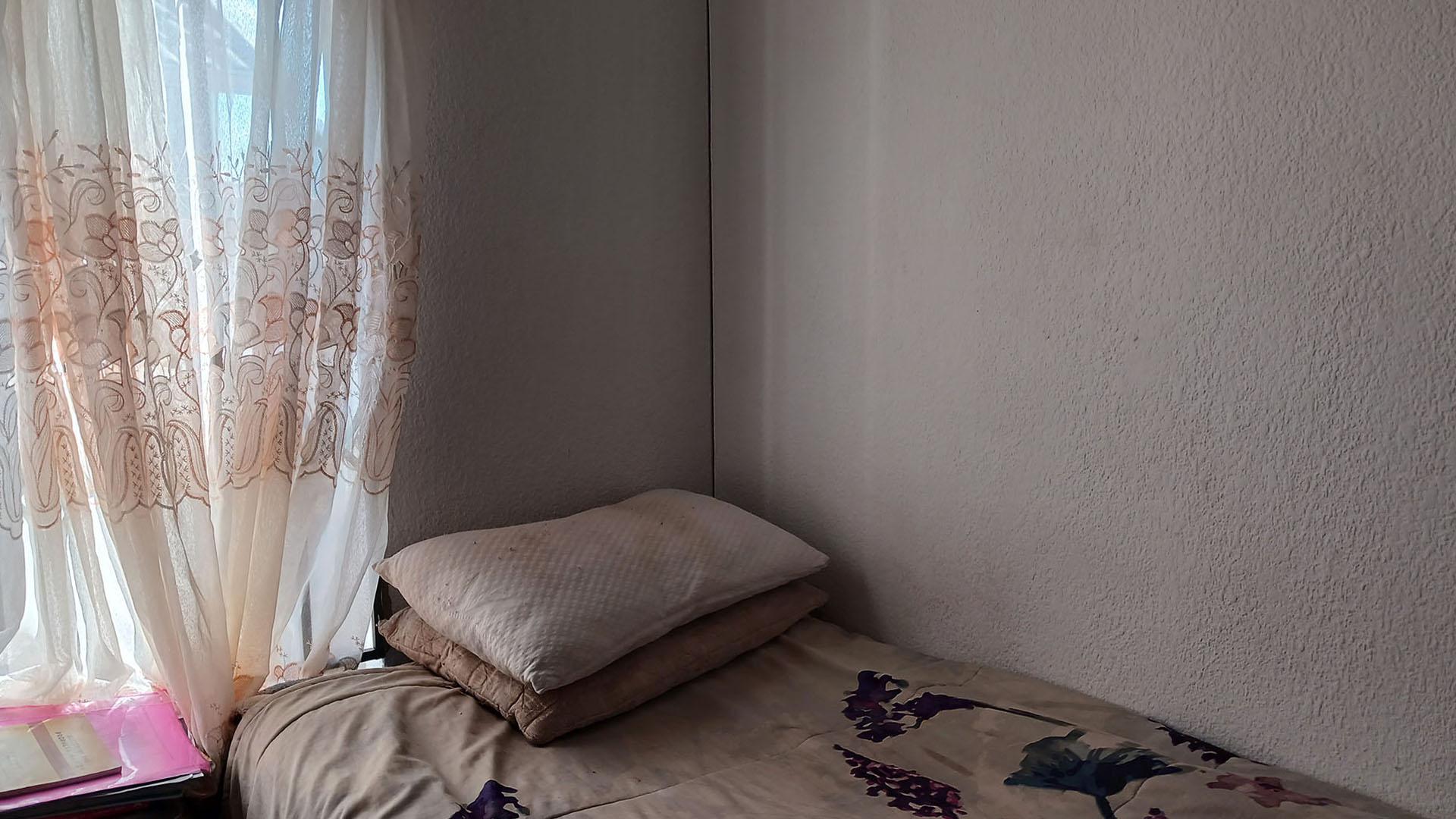 Bathroom 1 - 4 square meters of property in Stretford